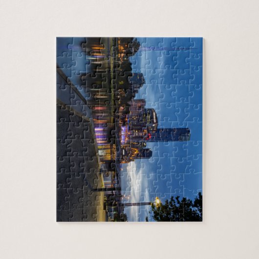 Puzzle Melboure Cityscape at Night (Vertical)
