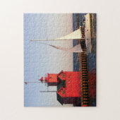 Puzzle Michigan Red Lighthouse avec voilier (Vertical)