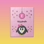 Puzzle Mignonnes étoiles de pingouin et nom enfants roses<br><div class="desc">Puzzle pour les enfants. Doté d'un manchot mignon,  étoiles,  nom et initiale. Rose et jaune. Une idée cadeau pour les enfants.</div>