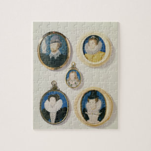 Puzzle Miniatures, de L à R, T à B : Homme avec une mai