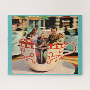 Puzzle Montée en tasse dans les années 1960 au parc d'att