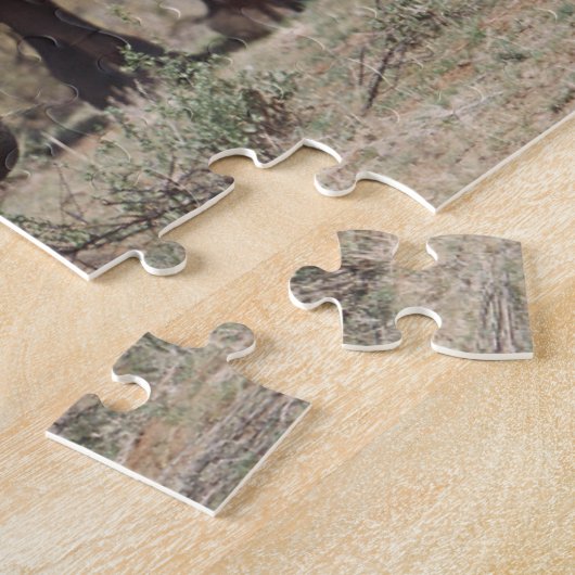 Puzzle Mother éléphant walking with elephant calf (Côté)