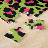 Puzzle Motif léopard en framboise sur Lime Green (Côté)
