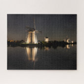Puzzle Moulins à vent et eau illuminée la nuit (Horizontal)