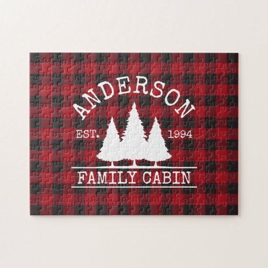 Puzzle Nom de famille Cabine Red Buffalo Plaid Pine Trees (Horizontal)