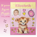 Puzzle Nom du lion mignon photo gosses jaune rose<br><div class="desc">Puzzle de 30 pièces pour enfants. Avec un lion mignon,  avec des étoiles et des coeurs d'amour. Ajoutez un nom,  une initiale et une photo. Plan de couleurs : rose et jaune Idée cadeau pour enfants.</div>