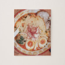 Nouilles de ramen d'oeufs de porc Japon