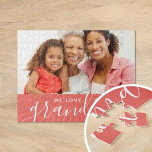 Puzzle Nous Vous Aimons Grand-Mère personnalisé cadeau ph<br><div class="desc">Puzzles imprimés personnalisés personnalisés avec votre photo et votre texte. Ajoutez une photo spéciale avec votre mère ou votre grand-mère pour la fête des mères. Le texte dit "Nous t'aimons grand-mère" ou customisez-le avec votre propre message. Utilisez les outils de conception pour ajouter plus de photos, modifier la couleur de...</div>