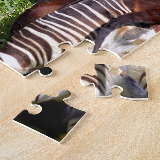 Puzzle Okapi dans la végétation (Côté)