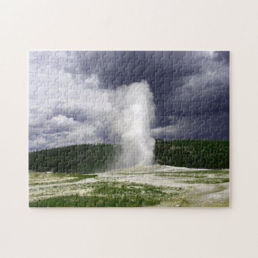 Puzzle Old Faithful Montana. (Horizontal)