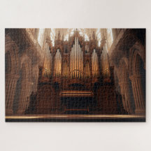 Orgue à tuyaux de la cathédrale gothique
