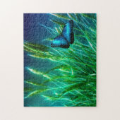 Puzzle Papillon bleu Morpho sur herbe verte (Vertical)