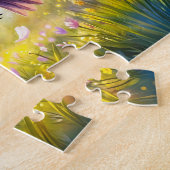 Puzzle Papillon effrayé par un oiseau sous les fleurs de (Côté)