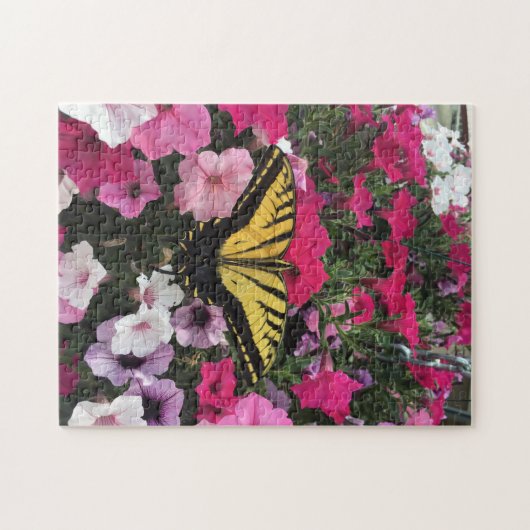 Puzzle Papillon jaune et fleurs difficiles (Horizontal)