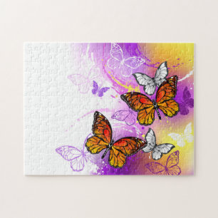 Puzzle Papillons Monarque sur Arrière - plan pourpre