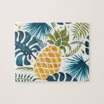 Puzzle Paume tropicale feuille ananas doré blanc bleu<br><div class="desc">Une grande ananas tropicale dorée sur un motif de feuillage feuille de palmier bleu et vert. Fond blanc. Idéal pour une activité à l'intérieur de votre maison de plage ou maison d'été.</div>