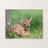 Puzzle Pauvreté adorable posée sous un arbre (Horizontal)