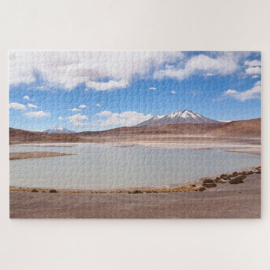 Puzzle Paysage de lac avec le volcan sur l'Altiplano (Horizontal)