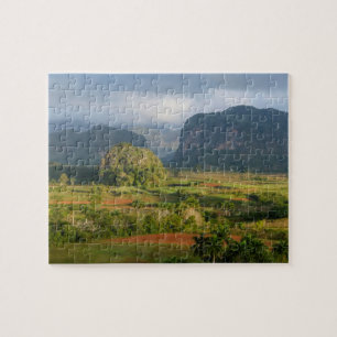 Puzzle Paysage panoramique de vallée, Cuba