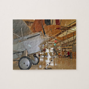 Puzzle Personnes visitant le Musée national de l'aviation