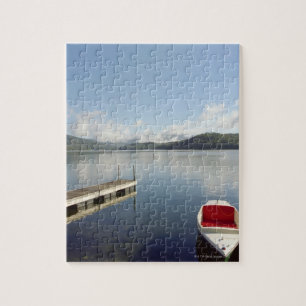 Puzzle Petit bateau attaché sur le dock au Lake Placid