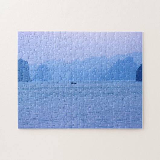 Puzzle Petit bateau de pêche à Ha Long Bay - Vietnam, Asi (Horizontal)