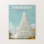 Puzzle Phnom Penh Cambodge Illustration Voyage Art Retro<br><div class="desc">Design rétro de voyage vectoriel de Phnom Penh. Phnom Penh,  la capitale vibrante du Cambodge,  allie le riche patrimoine khmer à la vie citadine moderne,  avec des monuments comme le Palais Royal,  la Pagode d'argent et les champs de tuerie historiques.</div>