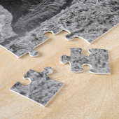 Puzzle Photo en noir et blanc de bébé éléphant dans un la (Côté)