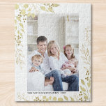 Puzzle Photo Eucalyptus Or Personnalisé<br><div class="desc">Ce puzzle élégant est décoré d'eucalyptus aquarelle,  de feuillage et de baies en or. Facilement personnalisable avec votre photo et votre nom. Parce que nous créons notre propre oeuvre,  vous ne trouverez pas cette image exacte d'autres designers. Aquarelle originale © Michele Davies.</div>