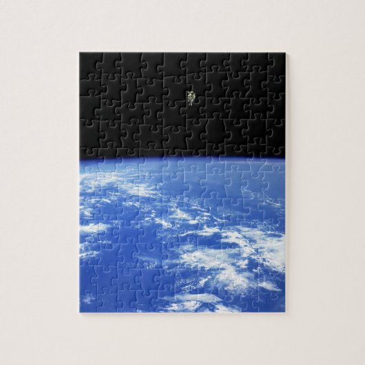 Puzzle Photo orbite terrestre de l'astronaute de la NASA (Vertical)