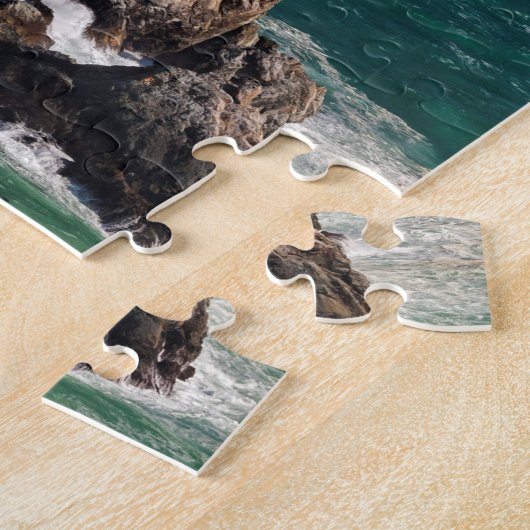 Puzzle Pittoresque côtier aux vagues (Côté)