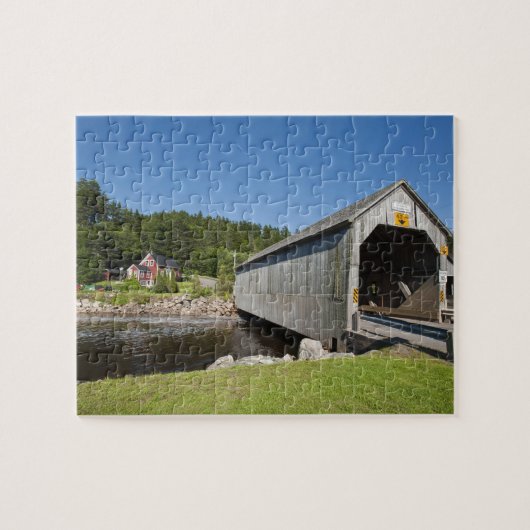 Puzzle Pont couvert de la rivière Irish, St. Martins, Nou (Horizontal)