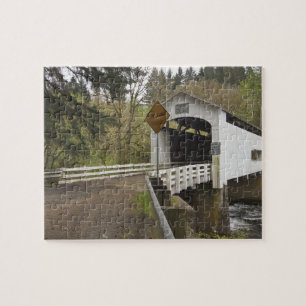 Puzzle Pont couvert de Wild Cat, comté de Lane, Oregon