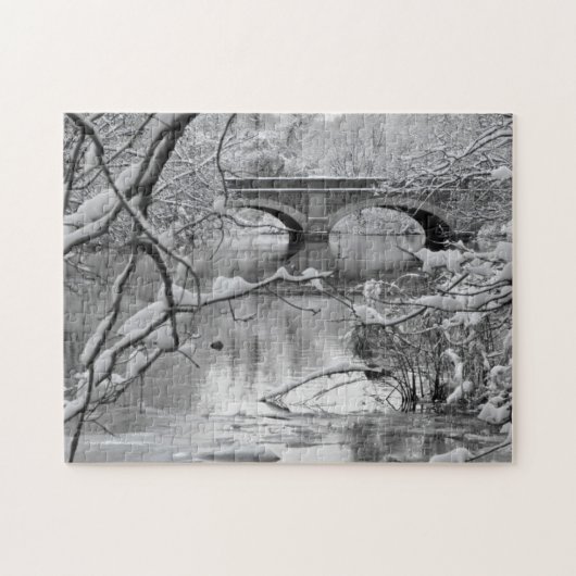 Puzzle Pont de voûte au-dessus de rivière congelée en (Horizontal)