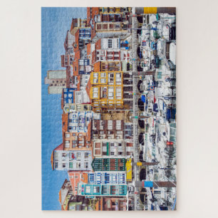 Puzzle Port. Port avec maisons et yachts