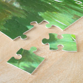 Puzzle Portrait de crocodile frappant la jungle verte (Côté)