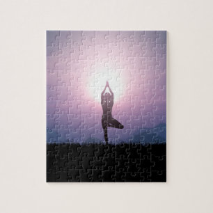 Puzzle Pose de l'arbre de yoga Vrksasana Noir Violet