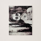 Puzzle Poupée Vintage déplaisante en noir et blanc (Vertical)