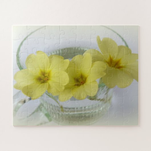 Puzzle primrose dans une tasse de café (Horizontal)