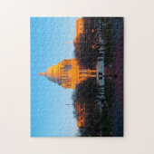 Puzzle Rhode Island State House. (Vertical)