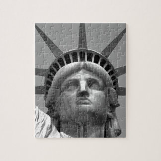 Puzzle Statue noire et blanche de Liberty New York