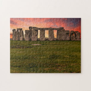 Puzzle Stonehenge en Angleterre pendant le coucher de sol