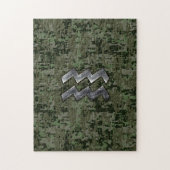 Puzzle Symbole Zodiaque Aquarius sur camo numérique vert  (Vertical)