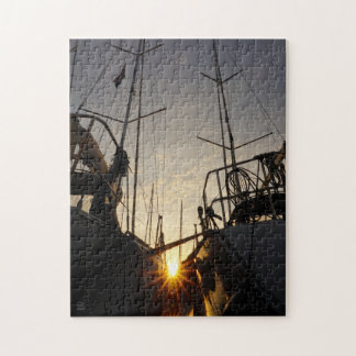 Puzzle Tegenlicht bij 2 zeilboten in de haven.