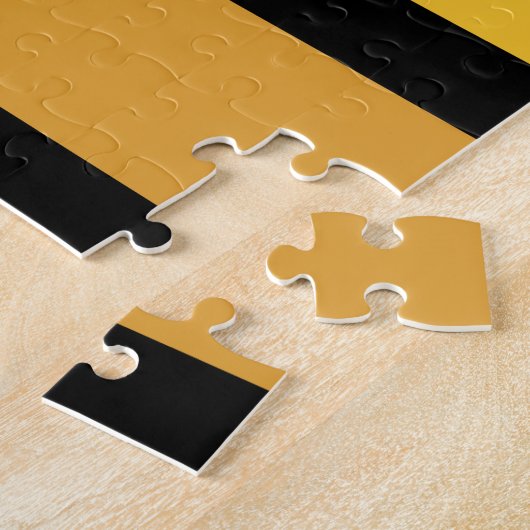 Puzzle Tons Jaune Doré Sur Noir (Côté)