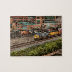 Puzzle Train - Pittsburg, PA - carré de station
