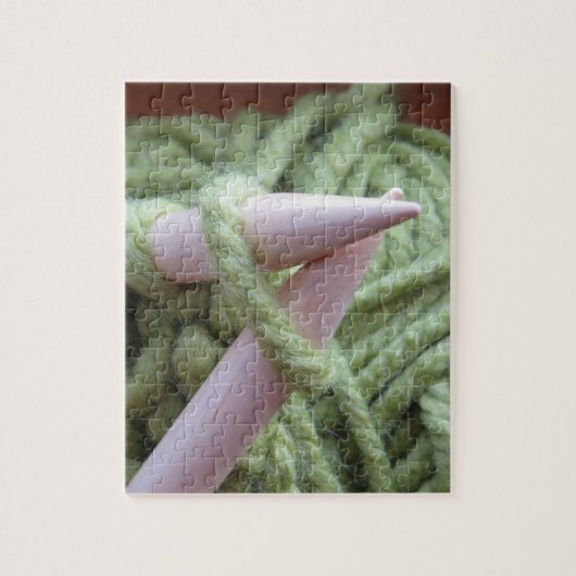 Puzzle Tricotage avec le fil vert (Vertical)