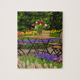 Puzzle Tulipes de table dans le jardin, jardins de Keuken