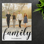 Puzzle Typographie simple moderne Photo de famille person<br><div class="desc">Transformez vos moments de famille chéris en une activité divertissante et attrayante avec notre puzzle de photo familiale personnalisée de typographie simple moderne. Parfait pour les soirées de jeux en famille, ce puzzle personnalisé est conçu pour garder vos proches connectés et divertis. Doté d'une disposition de typographie épurée et épurée,...</div>