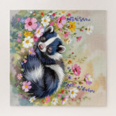 Puzzle Un adorable mouffette faisant la sieste dans les f (Horizontal)